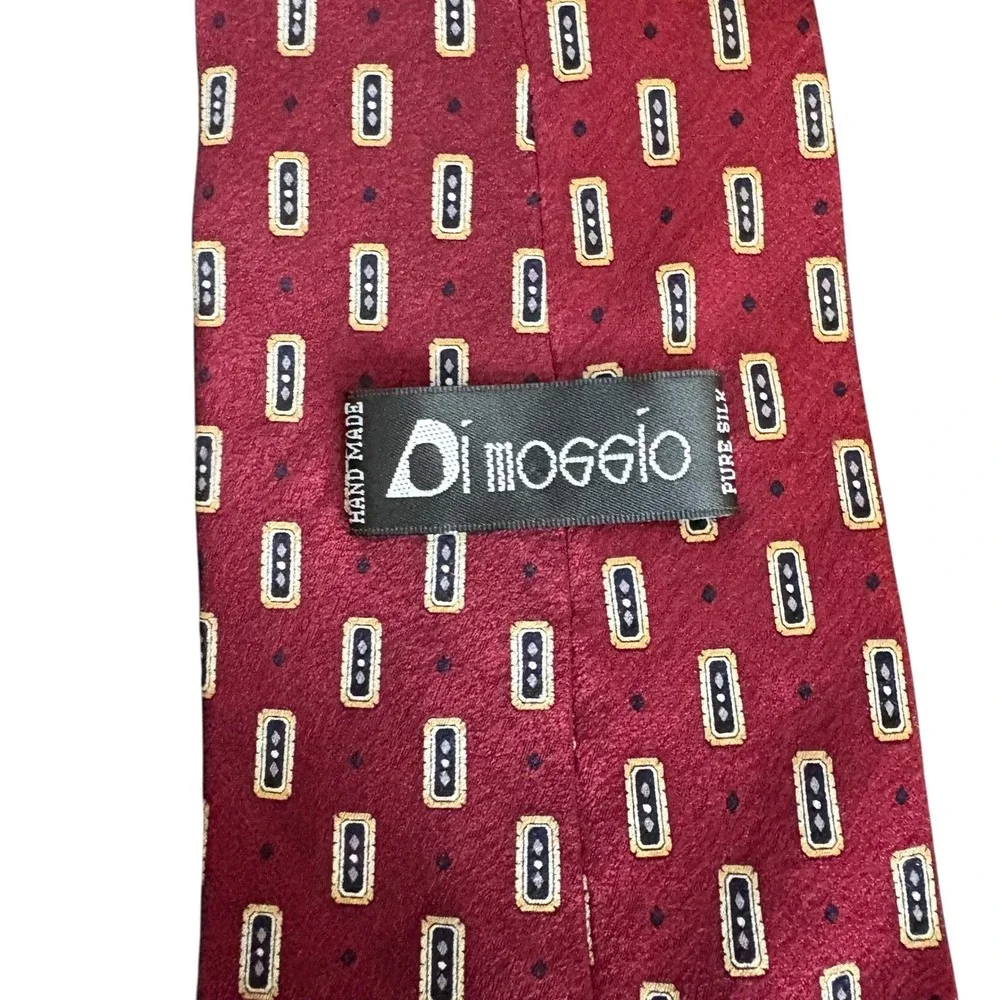 Di Moggio men's necktie tie burgundy gold 100% silk made in‎ Korea geometrical